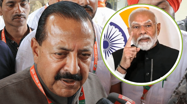 <div class="paragraphs"><p>Union Minister Jitendra Singh and PM Modi</p></div>